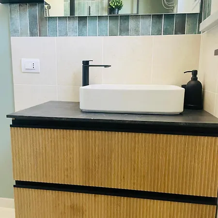 בית נופש Terrazza Mediterranea מרינה די רגוזה